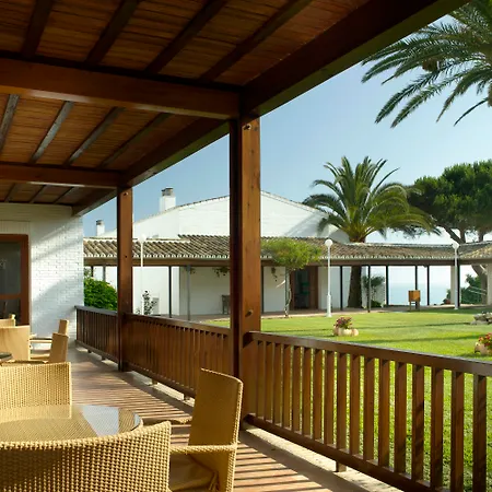 Hotel De 4*