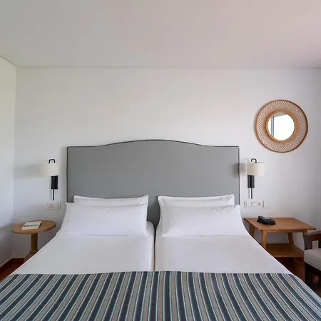Hotel De 4*