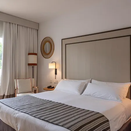 De 4*